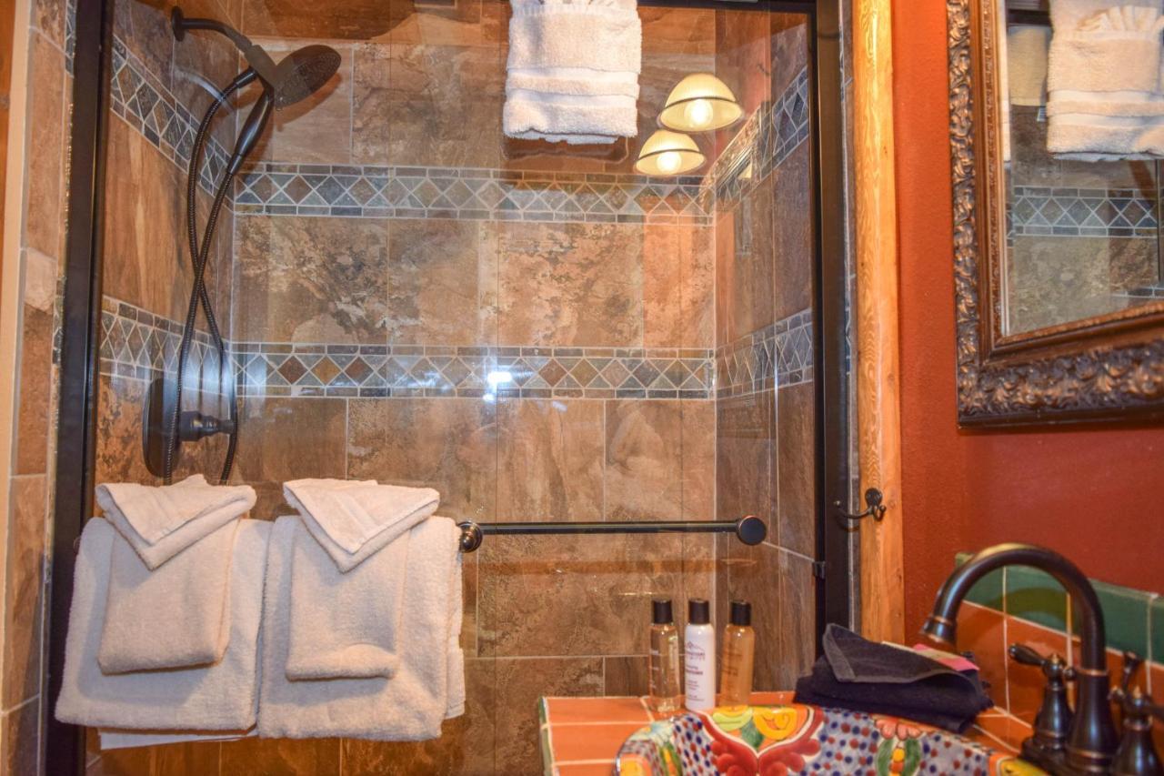 Апартаменты Aspen West 5 Townhouse With High Speed Wifi Ред-Ривер Экстерьер фото